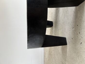 Coffee table, table basse quadripode en bois massif monoxyle noir H:39,5cm D:68cm 38