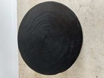 Coffee table, table basse quadripode en bois massif monoxyle noir H:39,5cm D:68cm 39