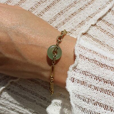 Gold chain bracelet and Paloma jade ring pendant | Handmade jewelry in France