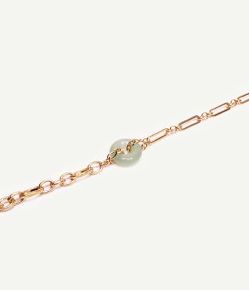 Bracelet à chaîne dorée et pendentif anneau en jade Paloma | Bijoux faits main en France 6