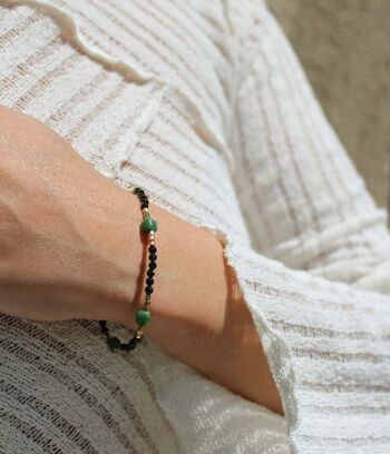 Bracelet élastique à perles et pierres fines Delilah | Bijoux faits main en France 4