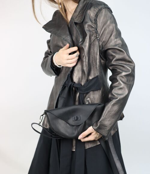 leather bag M. CLEO aw23 BLACK