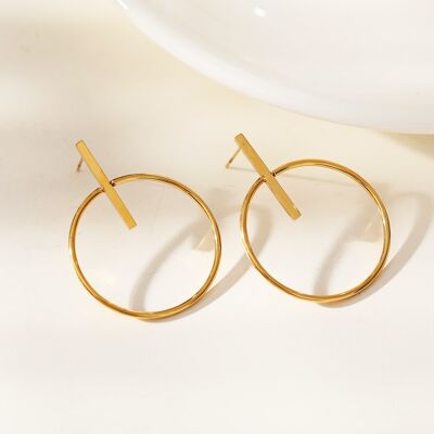Golden circle and bar earrings