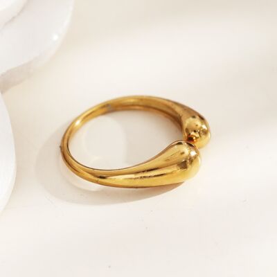 Golden ring adjustable from the front with two balls