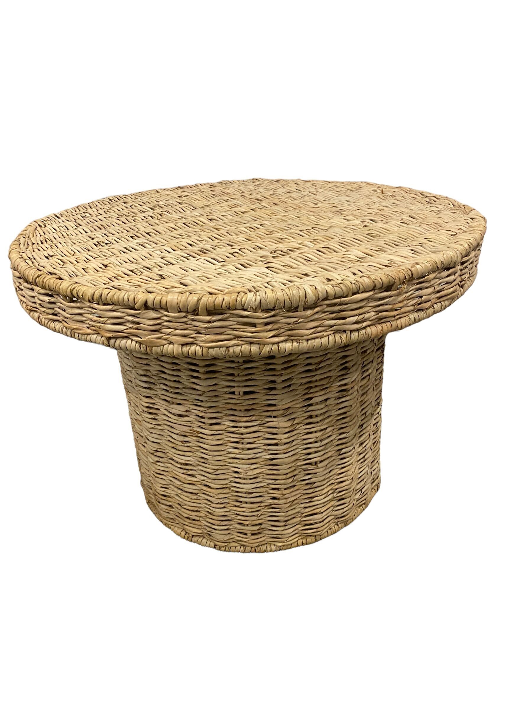 Mozambique Palm Leaf Table - (100.2)