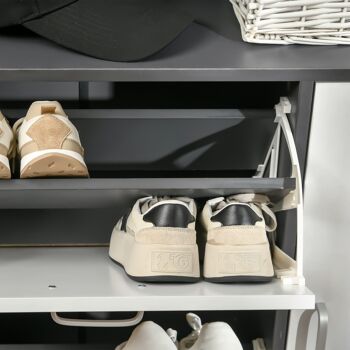 Meuble à chaussures design scandinave 3 portes 3 étagères niche pieds effilés inclinés bois de pin panneaux particules blanc gris 5
