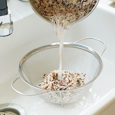 Feinmaschiges Sieb auf Edelstahlbeinen für Reis 20 cm Mathon