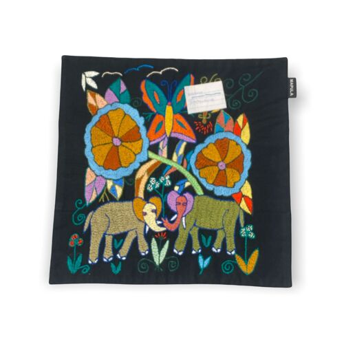 Mapula embroidered cushion 40x40 - South Africa