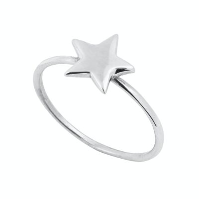Hermoso anillo de estrella de plata