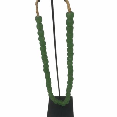Ghana glass bead necklace - S Green