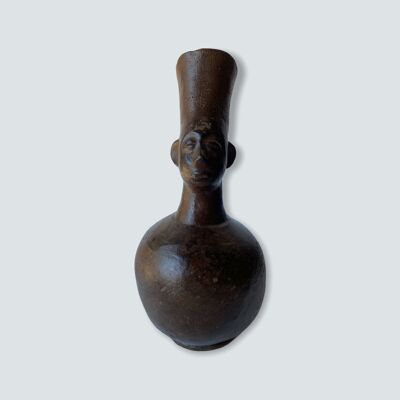 Vaso di terracotta figurale Mangbetu