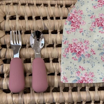 OLD ROSE SILICONE AND STAINLESS STEEL CUTLERY