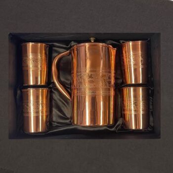 Coffret Cuivre Pur : Carafe (±1,5 l) + 4 Tasses Bordure Motif Fleur 2