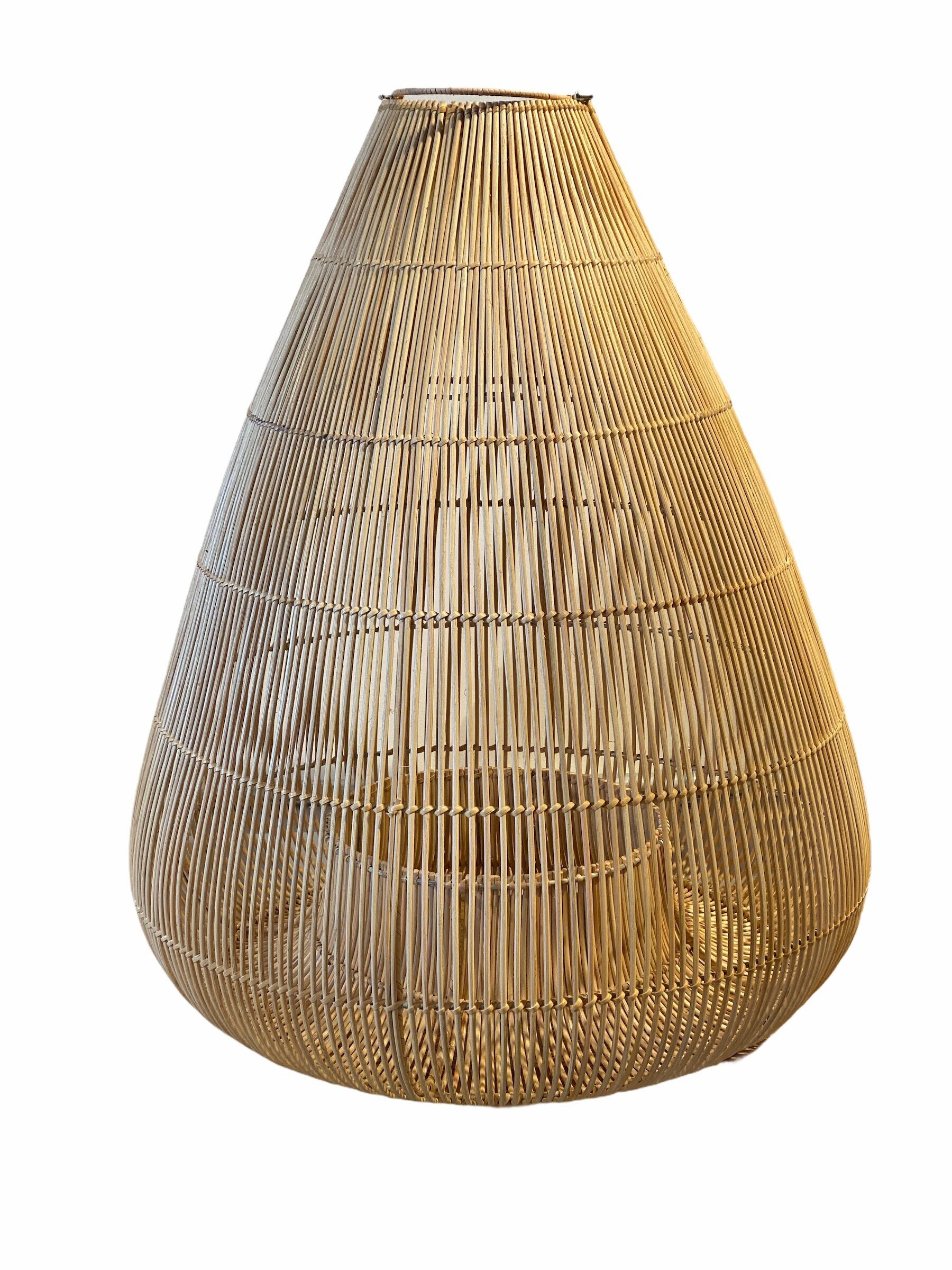 Tear shaped Rattan Lights - Large