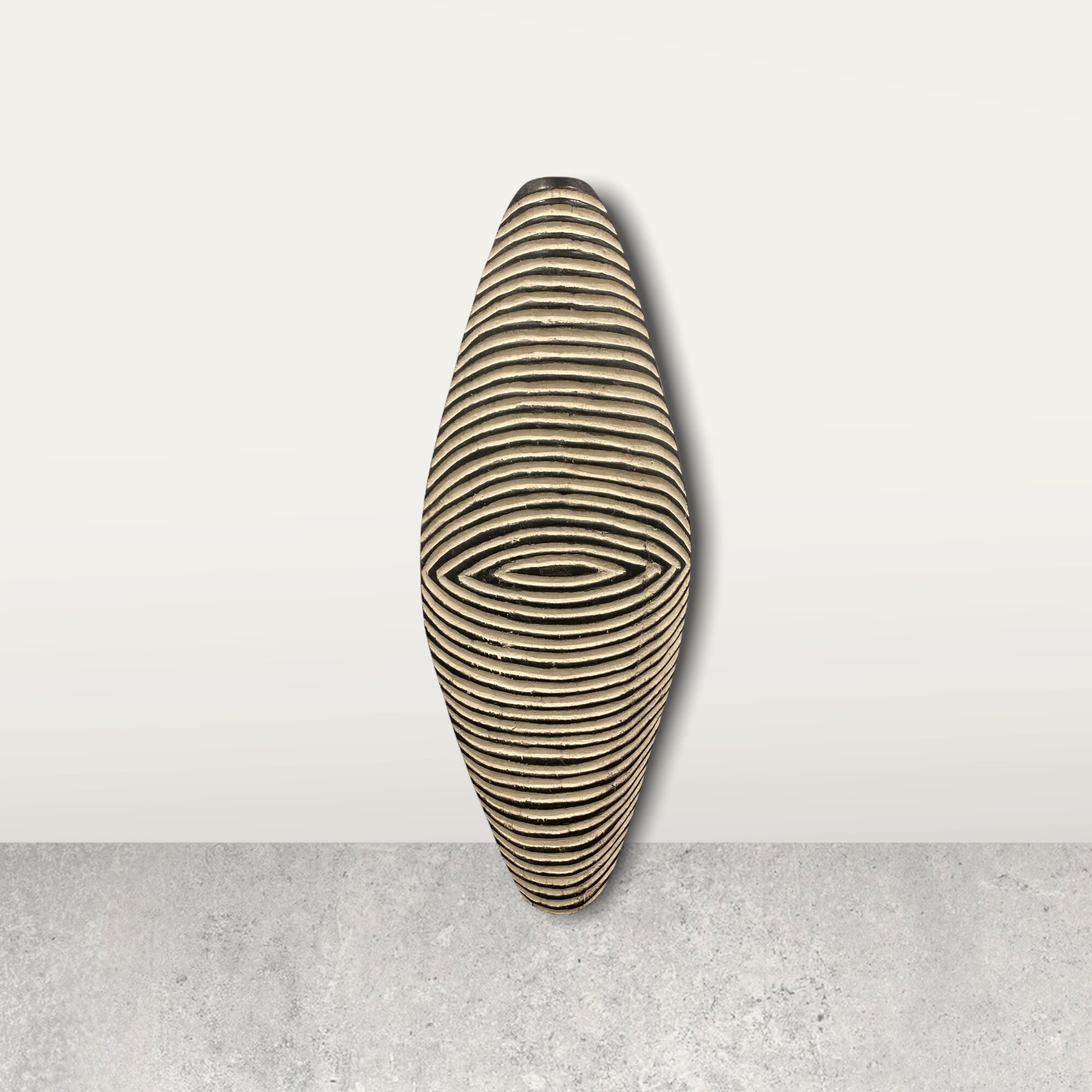 Bouclier du Cameroun Oblong (06)