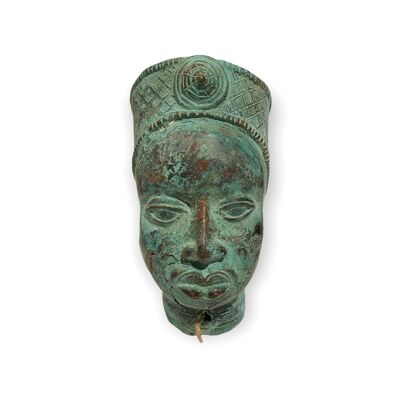 Testa di bronzo del Benin