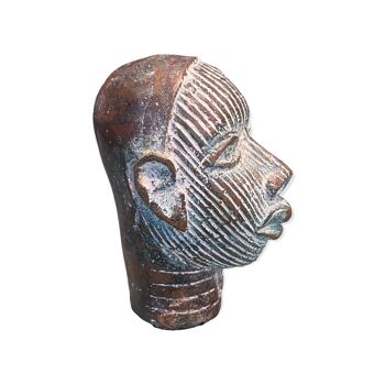 Tête de Bronze du Bénin - (55.02) 2