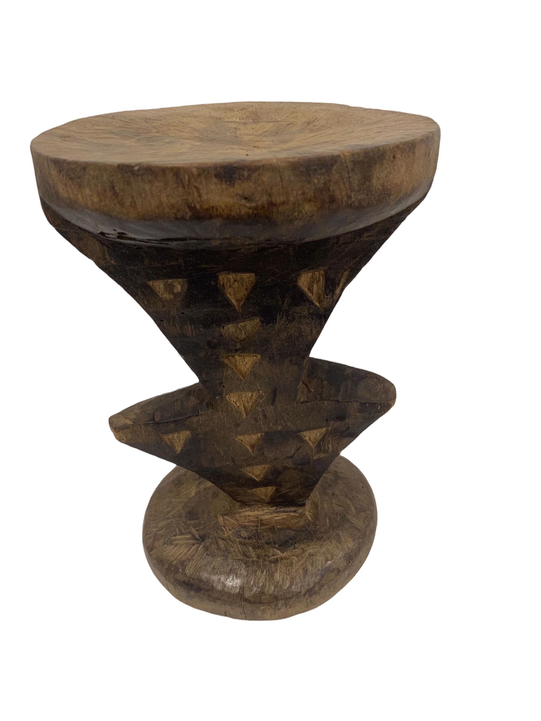 Tabouret Tonga - (6.6)