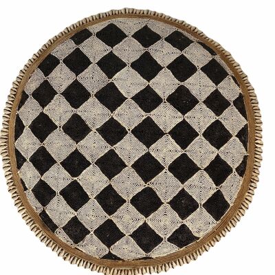 Cameroon Beaded Shield CW07- L - 55cm black and white