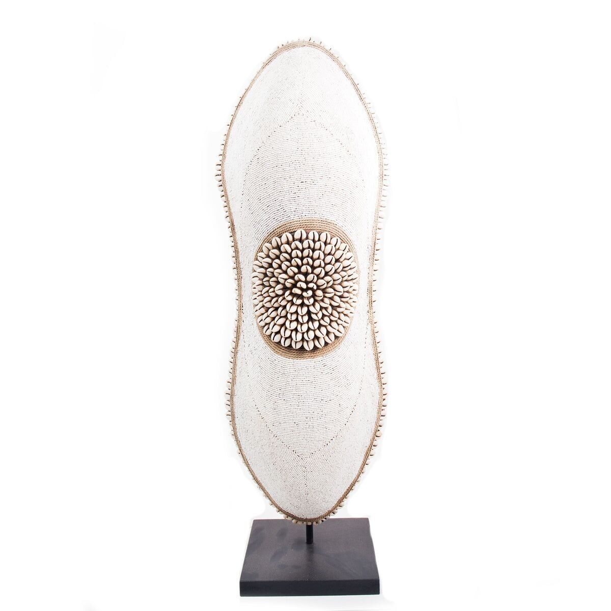 Bouclier perlé du Cameroun - Oblong - 17E