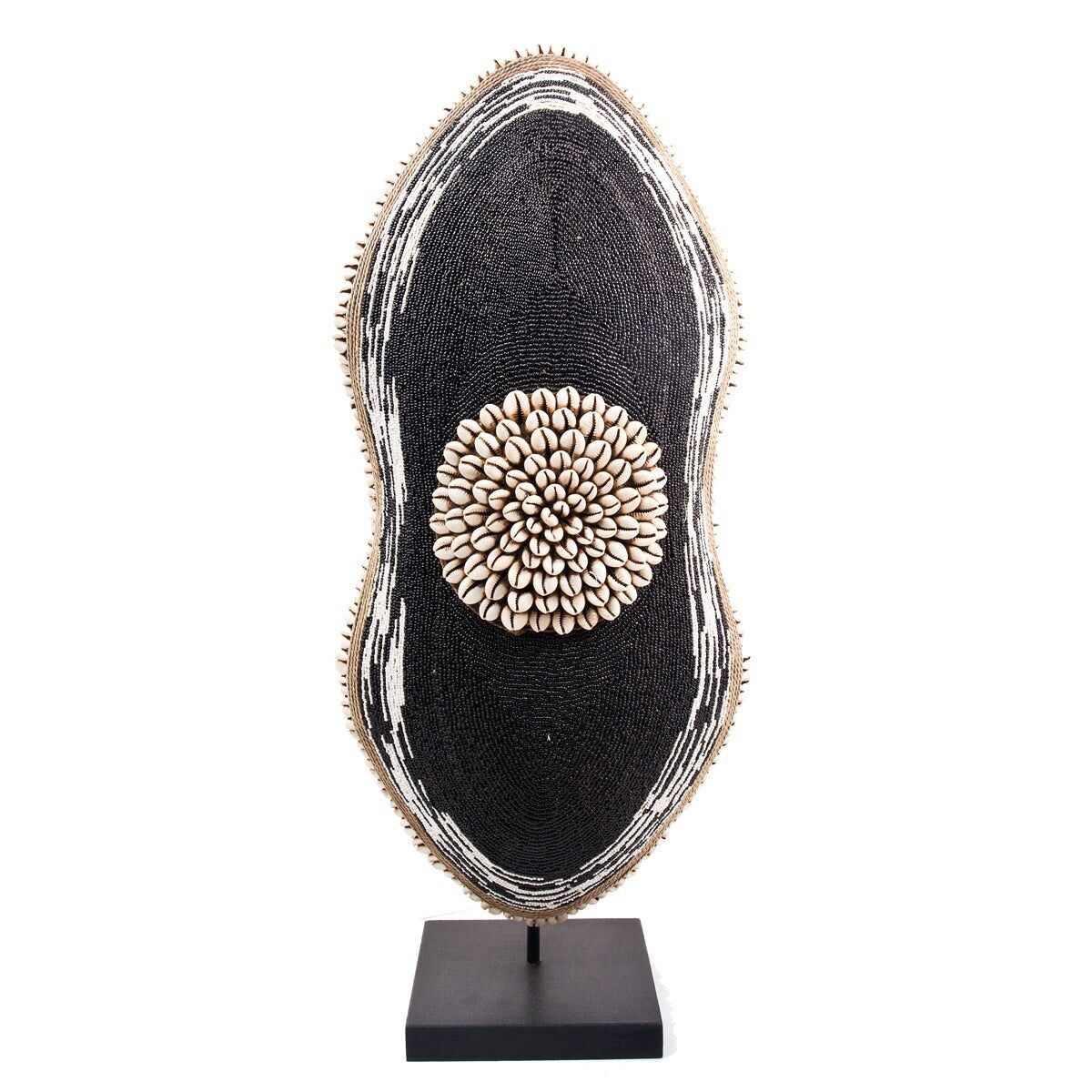 Bouclier perlé du Cameroun - Oblong - 17A