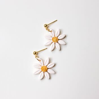 Daisy Flower Earrings, Polymer Clay Earrings, "DAISY" 3