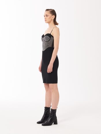 Mini robe bandage ornée en noir 2