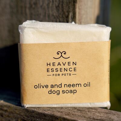 Savon shampooing pour chien à l'huile de neem