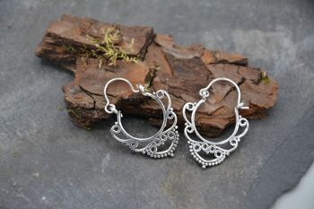 Boucles d'oreilles pendantes "MAITRI" 3