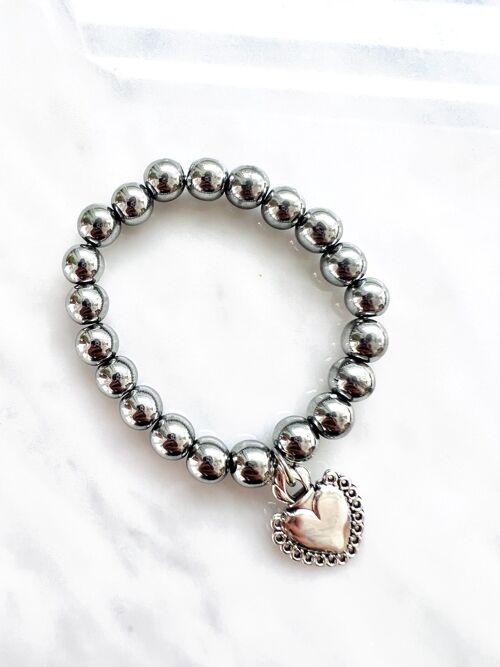 Big round glass pearl bracelet with heart