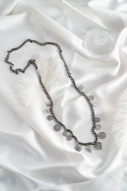 Black chain necklace with ethnic coins and hearts