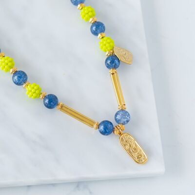 Collier de perles bleu et citron vert