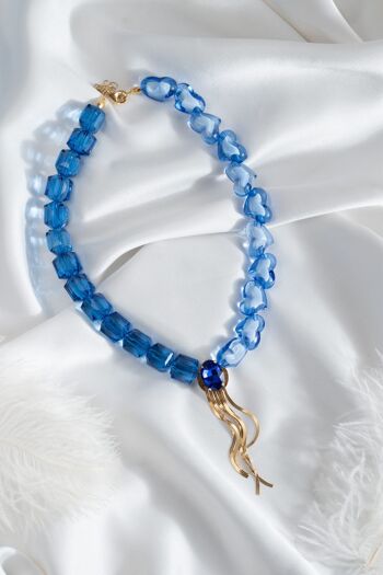 Collier tendance perlé bleu avec cristaux 3