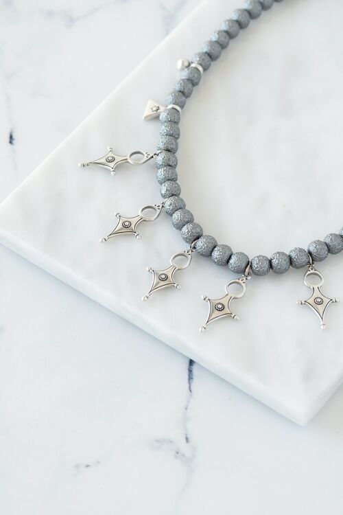 Ethnic grey pearls necklace