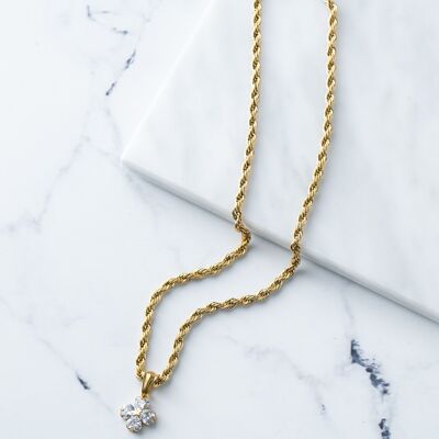 Gold rope chain with lucky clover
