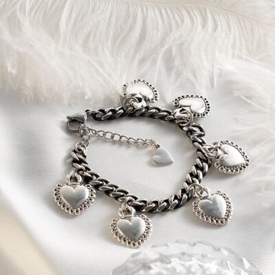 Hearts bracelet with black chain