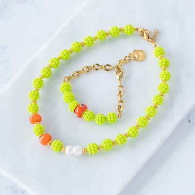 Collier et bracelet de perles vert citron