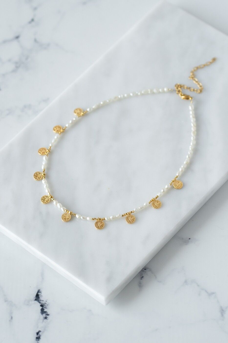 Little coins delicate pearl choker