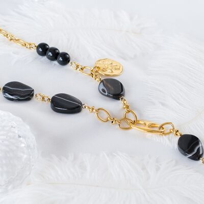 Long necklace with black semiprecious stones