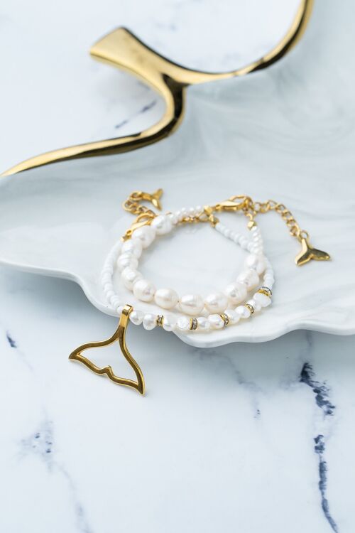 Mermaid tail pearl bracelets