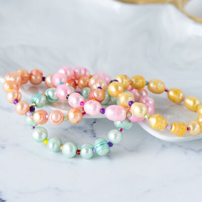 Pulseras de perlas de colores del arco iris