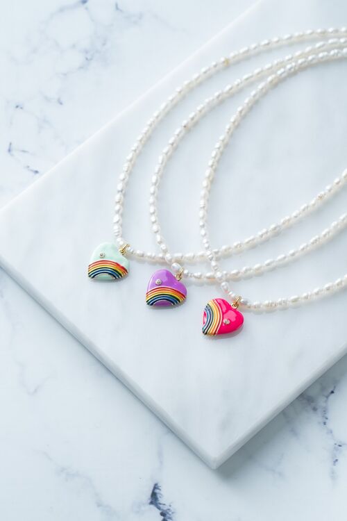 Rainbow heart pearl necklace