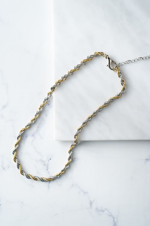 Rope style chain necklace