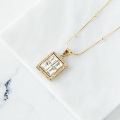 Vintage necklace with square pendant