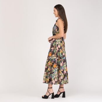 Robe longue avec nid d'abeille et coton perforé 4