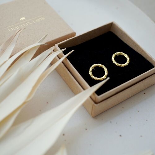 STRUCTURED RING // Ohrstecker