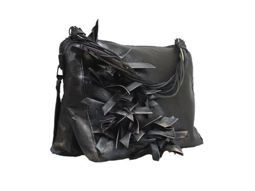 Leather Bag M. LATCH AW23 BLACK