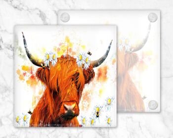 Highland Cow Daisies and Bees Glass Coaster, Porte-boissons, Colorful Coo's, Ecosse, Cadeau écossais, Highland Cow Gift 1