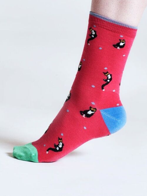 Serafina Cat Bamboo Socks - Radish Pink