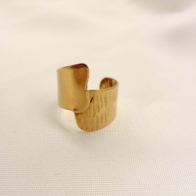Smooth and hammered adjustable golden ring